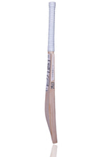 Load image into Gallery viewer, Platinum Edition - English Willow Cricket Bat
