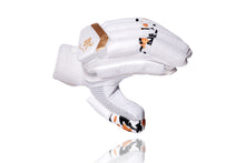 Load image into Gallery viewer, FLC GOLD EDITION BATTING GLOVES