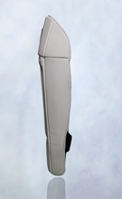 Load image into Gallery viewer, Limited Edition Wicket Keeping Pads - White