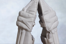Load image into Gallery viewer, Platinum Edition Batting Pads